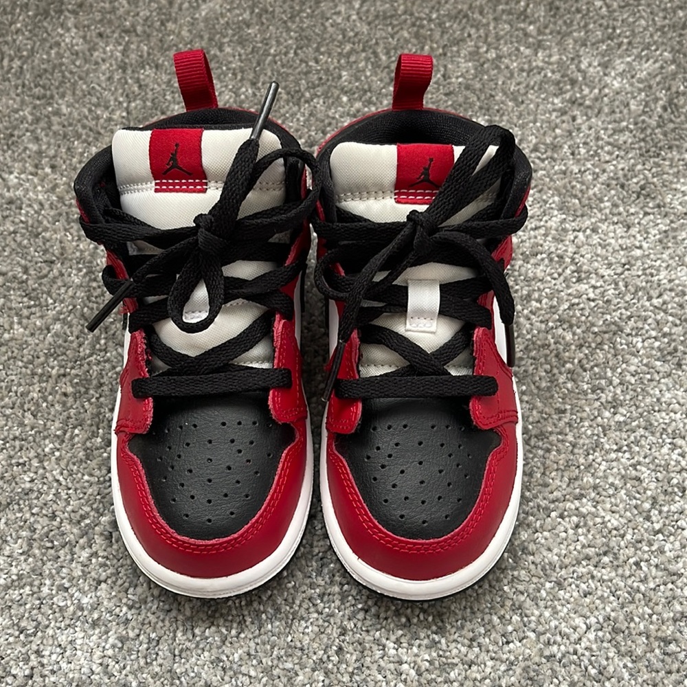 Jordan 1 Mid Chicago (TD) Sz 8C - Picture 5 of 9